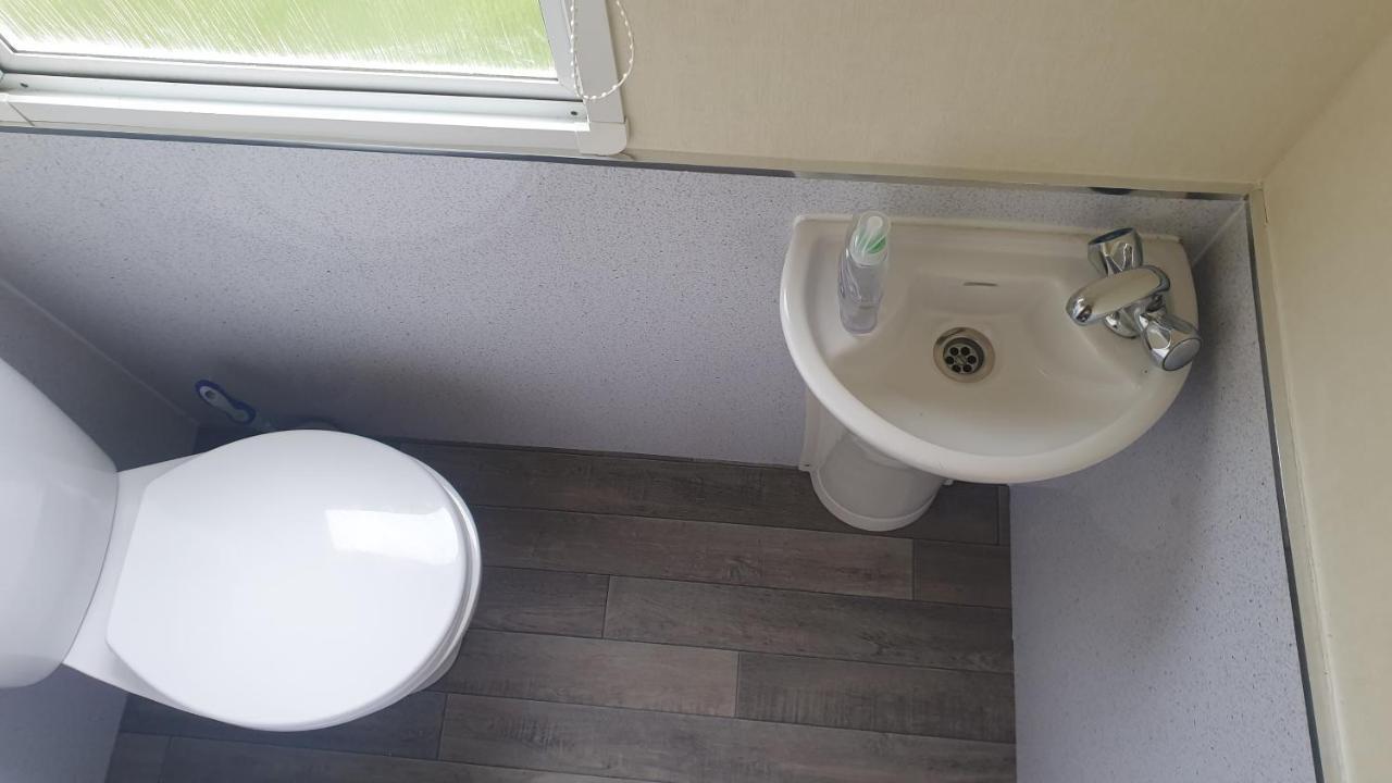 Holiday Home In Lyons Robin Hood Holiday Park Meliden Экстерьер фото