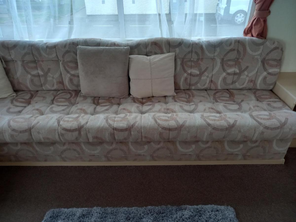 Holiday Home In Lyons Robin Hood Holiday Park Meliden Экстерьер фото