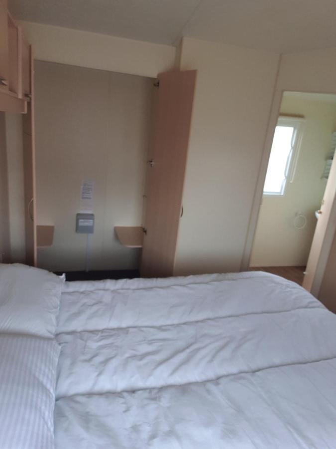 Holiday Home In Lyons Robin Hood Holiday Park Meliden Экстерьер фото